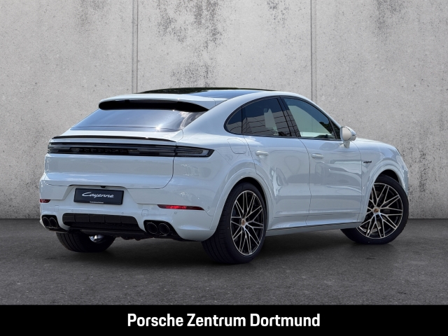 Porsche Cayenne S E-Hybrid Coupe Black Edition
