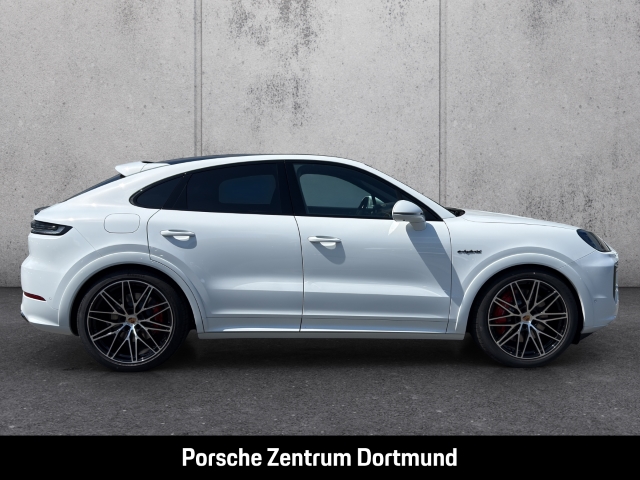 Porsche Cayenne S E-Hybrid Coupe Black Edition