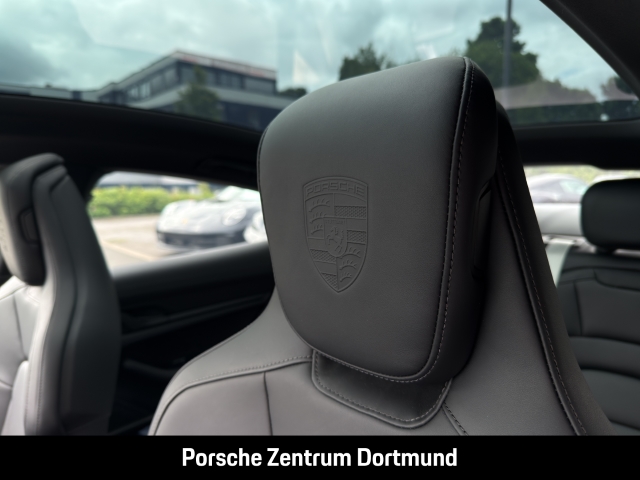 Porsche Taycan 4S Black Edition InnoDrive Panorama BOSE