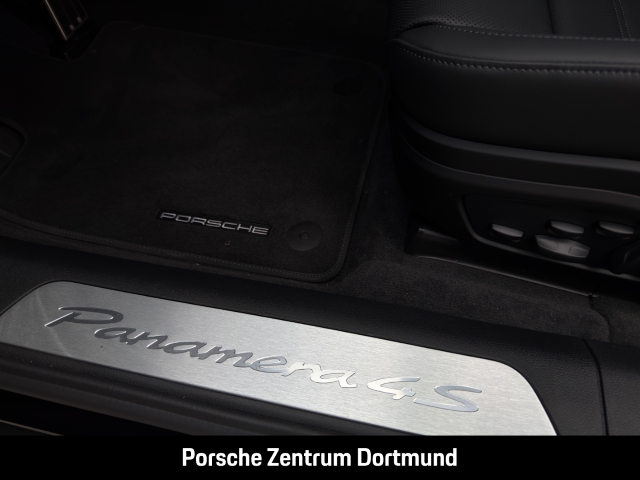 Porsche Panamera 4S E-Hybrid Rückfahrkamera LED-Matrix