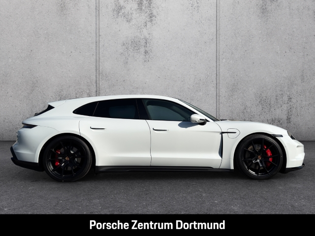 Porsche Taycan GTS Sport Turismo Rückfahrkamera Head-Up