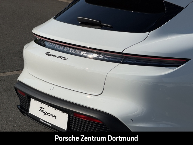 Porsche Taycan GTS Sport Turismo Rückfahrkamera Head-Up