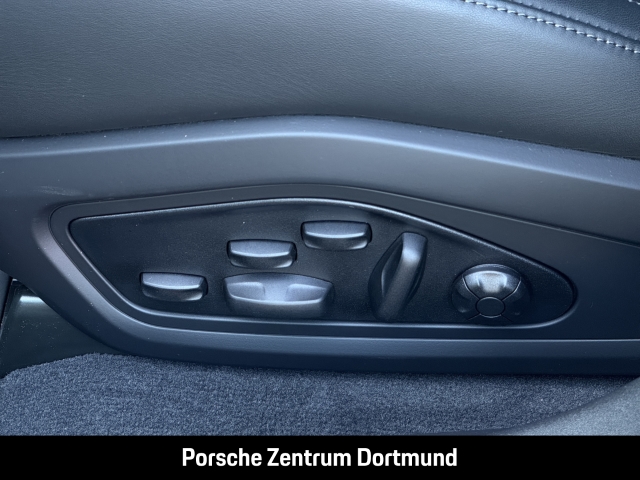 Porsche Taycan GTS Sport Turismo Rückfahrkamera Head-Up