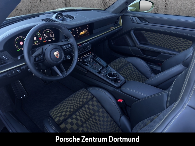 Porsche 992 911 Spirit 70 Surround-View InnoDrive BOSE