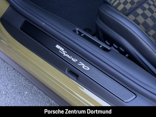 Porsche 992 911 Spirit 70 Surround-View InnoDrive BOSE