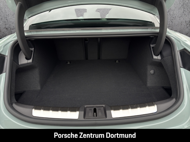 Porsche Taycan Black Edition