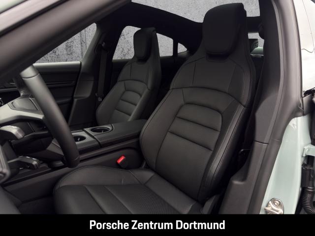 Porsche Taycan Black Edition