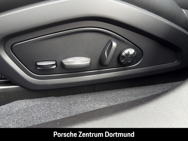 Porsche Taycan Black Edition