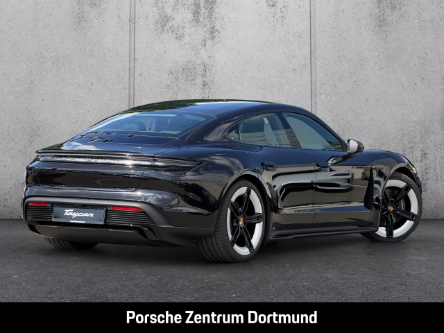 Porsche Taycan Black Edition