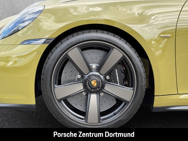 Porsche 992 -2 (911) Spirit 70