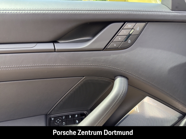 Porsche 992 -2 (911) Spirit 70
