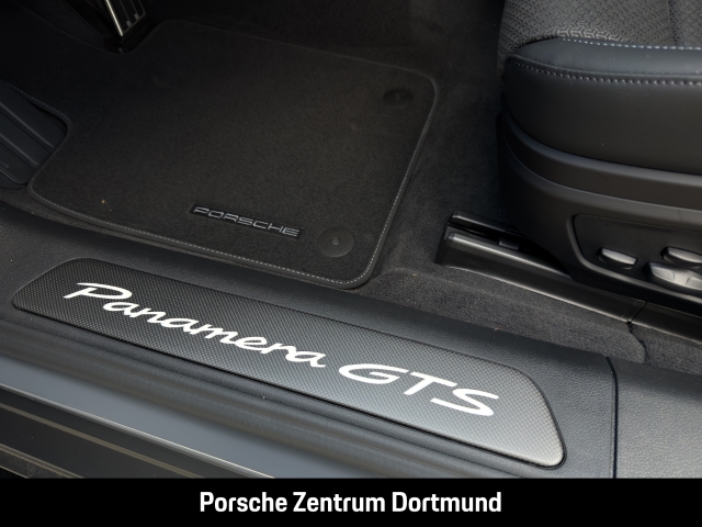 Porsche Panamera GTS