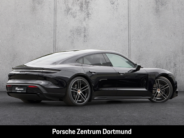 Porsche Taycan 4 Black Edition