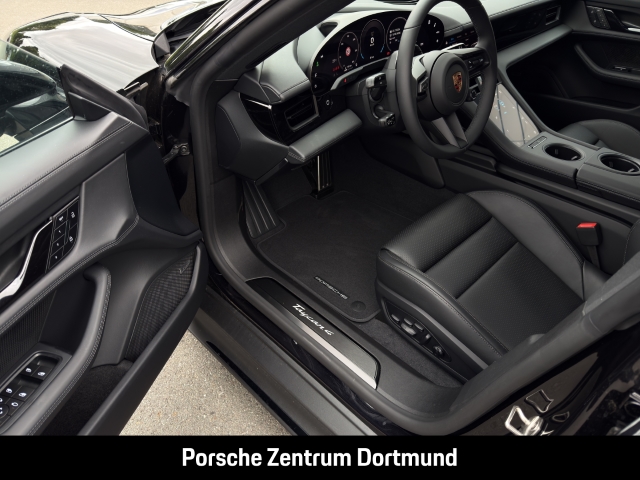 Porsche Taycan 4 Black Edition
