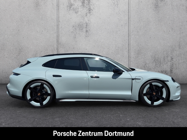 Porsche Taycan 4S Sport Turismo Black Edition