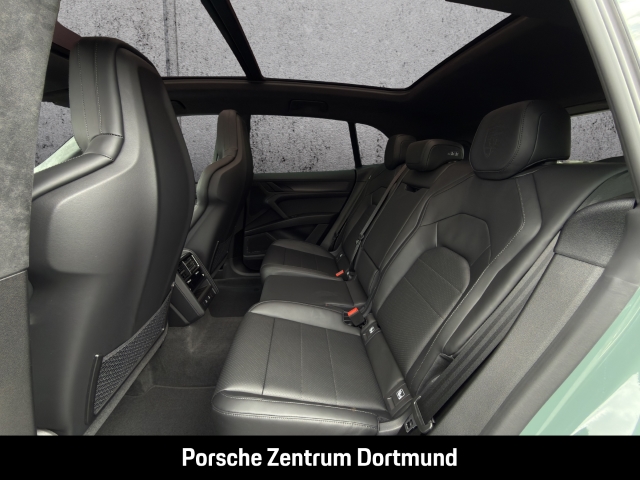 Porsche Cayenne Electric