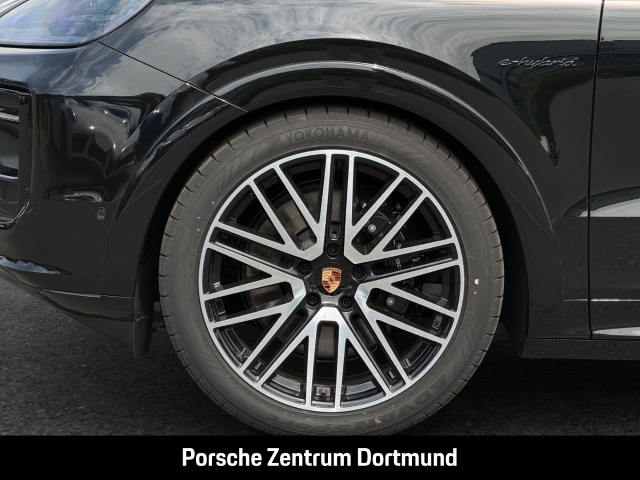 Porsche Cayenne E-Hybrid Coupe Black Edition