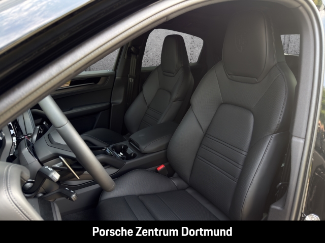 Porsche Cayenne E-Hybrid Coupe Black Edition