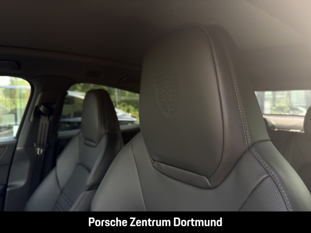 Porsche Cayenne E-Hybrid Coupe Black Edition
