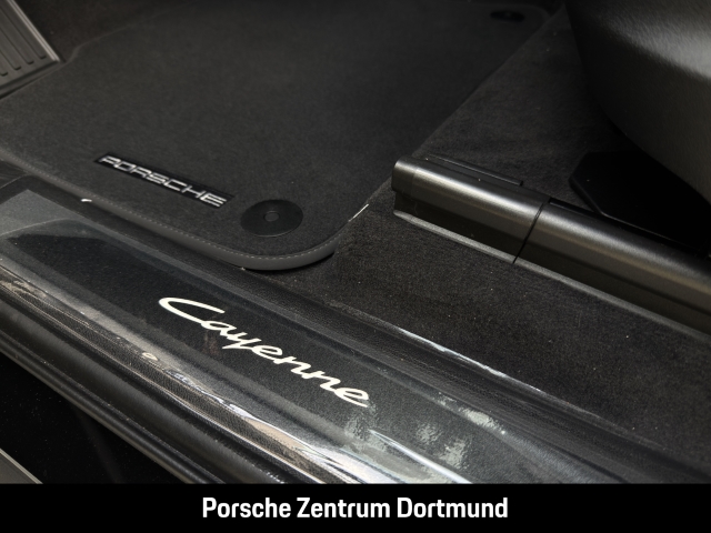 Porsche Cayenne E-Hybrid Coupe Black Edition
