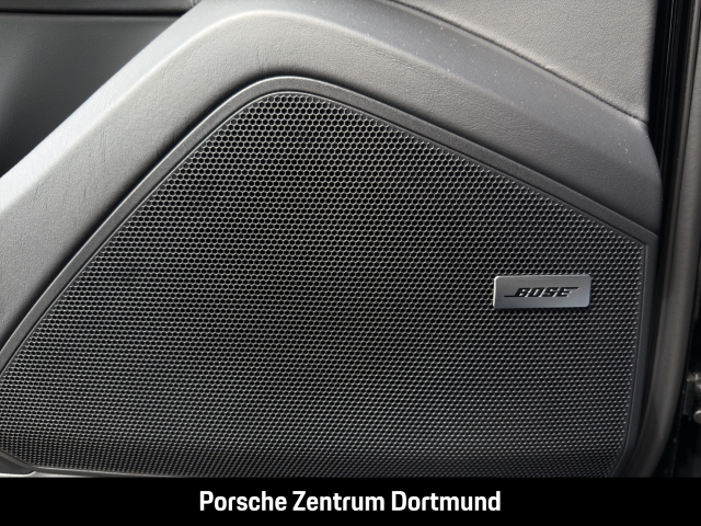 Porsche Cayenne E-Hybrid Coupe Black Edition