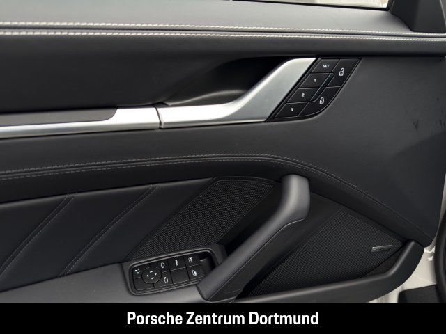 Porsche 992 -2 (911) Carrera S Cabriolet BOSE Sportabgas