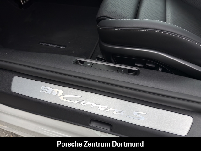 Porsche 992 -2 (911) Carrera S Cabriolet BOSE Sportabgas
