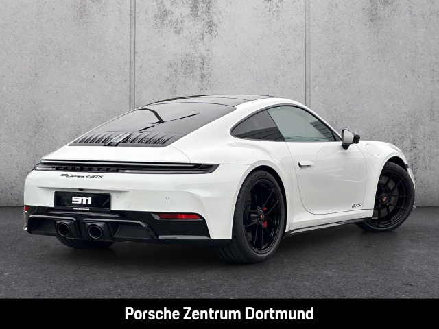 Porsche 992 -2 (911) Carrera 4 GTS