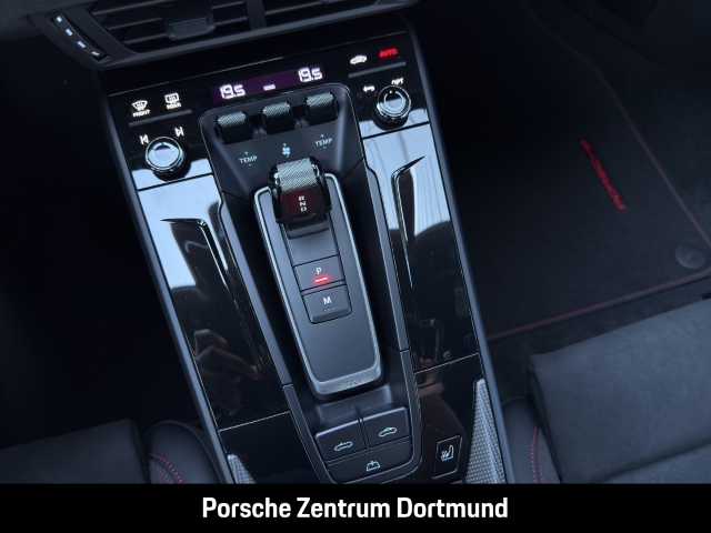 Porsche 992 -2 (911) Carrera GTS Cabriolet