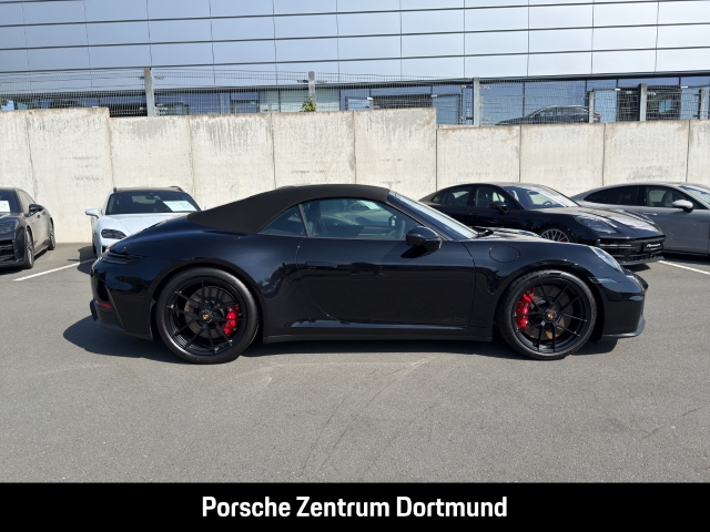 Porsche 992 -2 (911) Carrera GTS Cabriolet