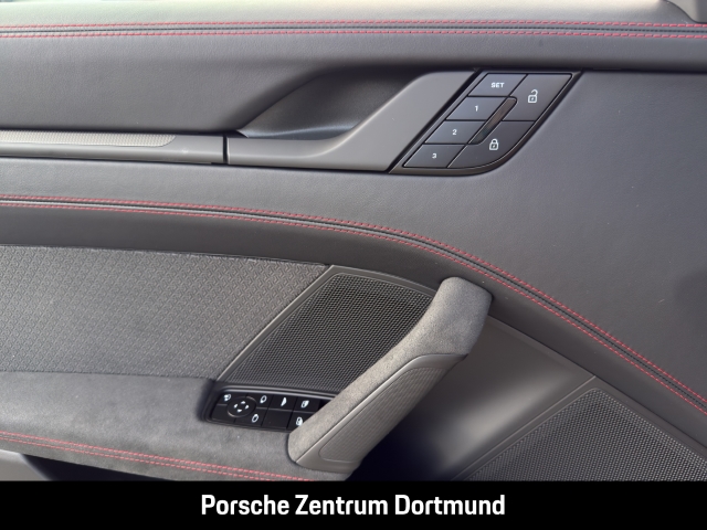 Porsche 992 -2 (911) Carrera GTS Cabriolet