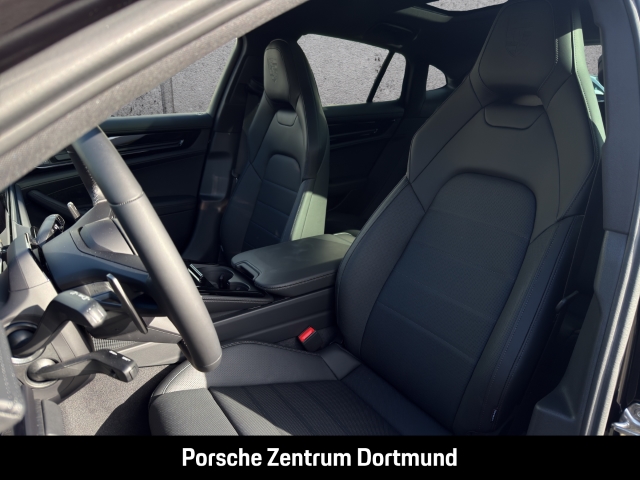 Porsche Panamera 4