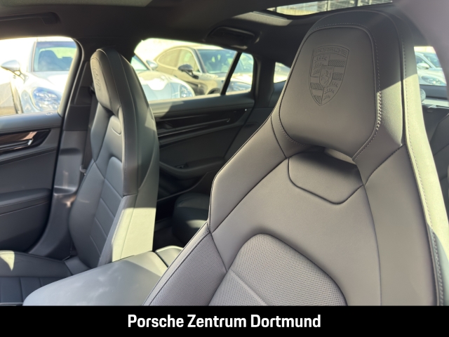 Porsche Panamera 4