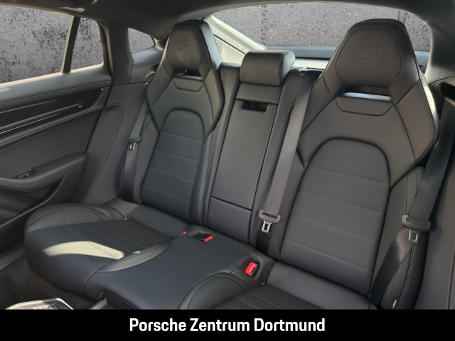 Porsche Panamera 4