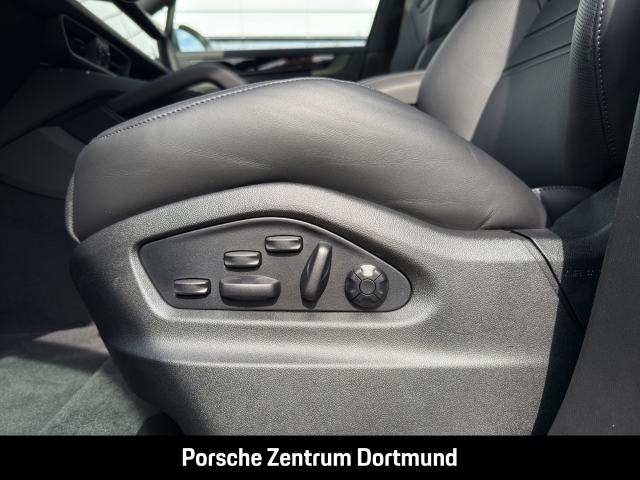 Porsche Cayenne E-Hybrid Coupe Black Edition