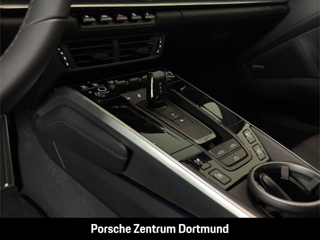 Porsche 992 -2 (911) Carrera Cabriolet