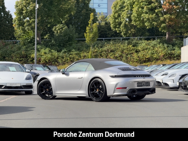Porsche 992 -2 (911) Carrera Cabriolet