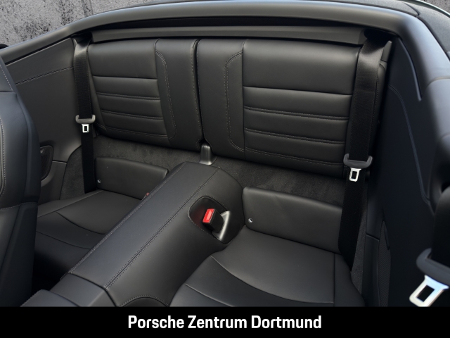 Porsche 992 -2 (911) Carrera GTS Cabriolet