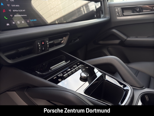 Porsche Cayenne Coupe Black Edition