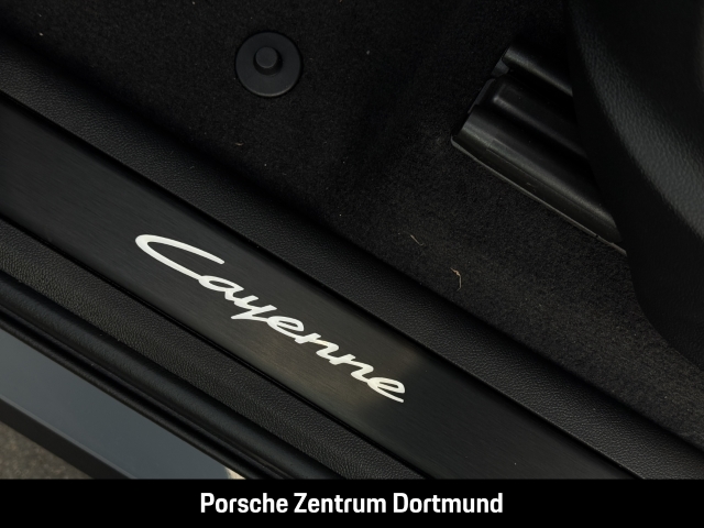 Porsche Cayenne Coupe Black Edition