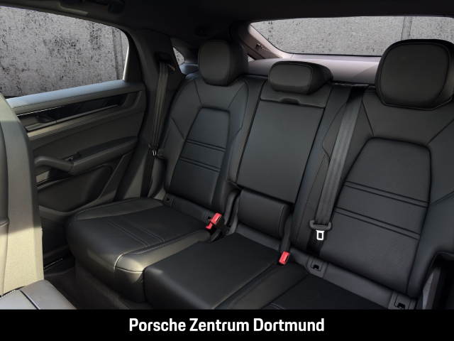 Porsche Cayenne Coupe Black Edition