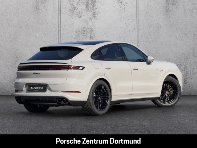 Porsche Cayenne E-Hybrid Coupe Black Edition