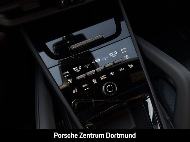 Porsche Cayenne E-Hybrid Coupe Black Edition