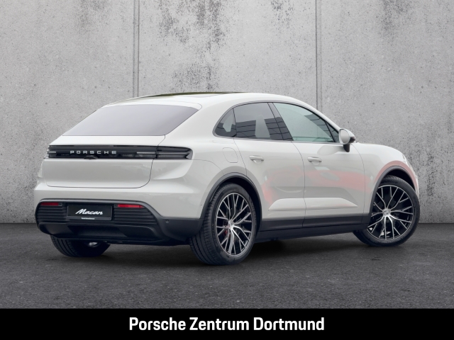 Porsche Macan 4