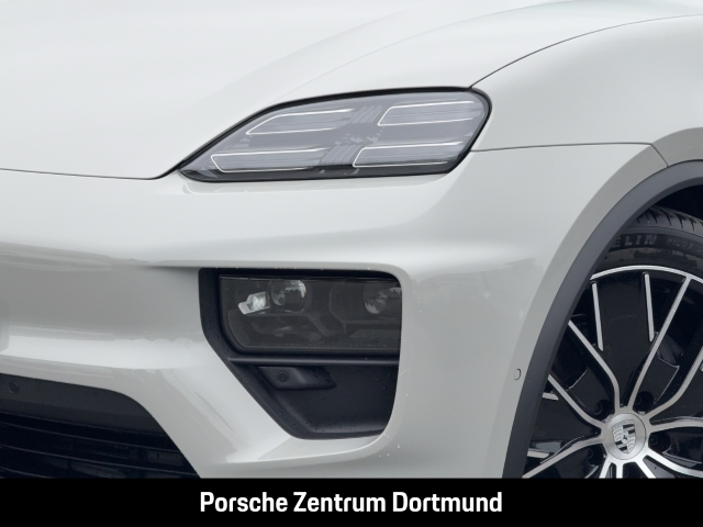 Porsche Macan 4