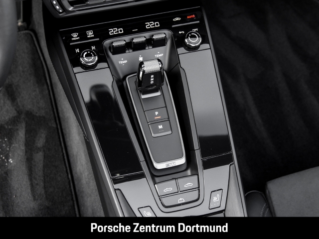 Porsche 992 911 Carrera 4 GTS Cabriolet Surround-View