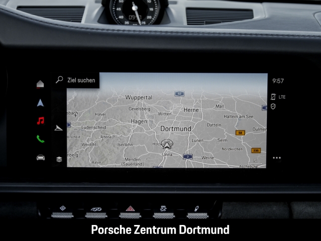 Porsche 992 911 Carrera 4 GTS Cabriolet Surround-View