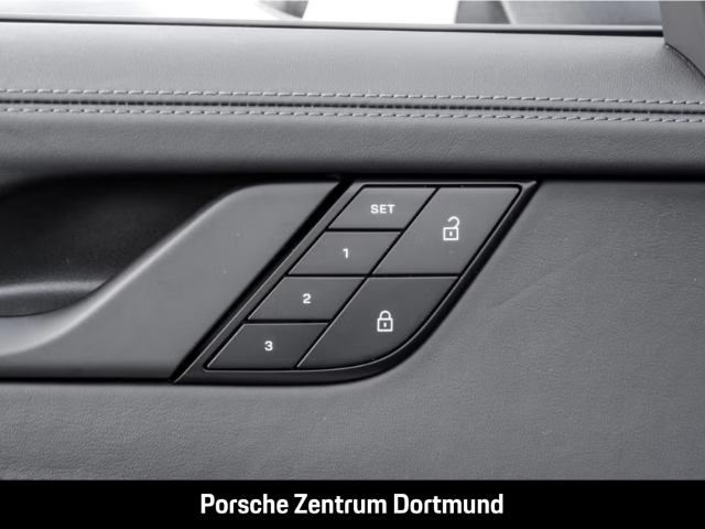 Porsche 992 911 Carrera 4 GTS Cabriolet BOSE LED-Matrix