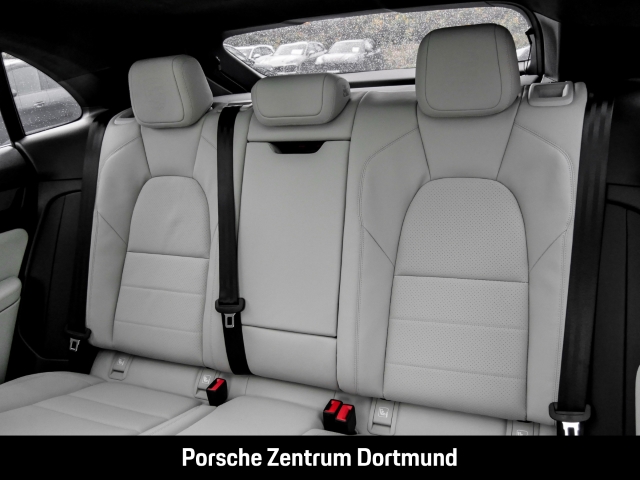 Porsche Macan Turbo Surround-View InnoDrive LED-Matrix