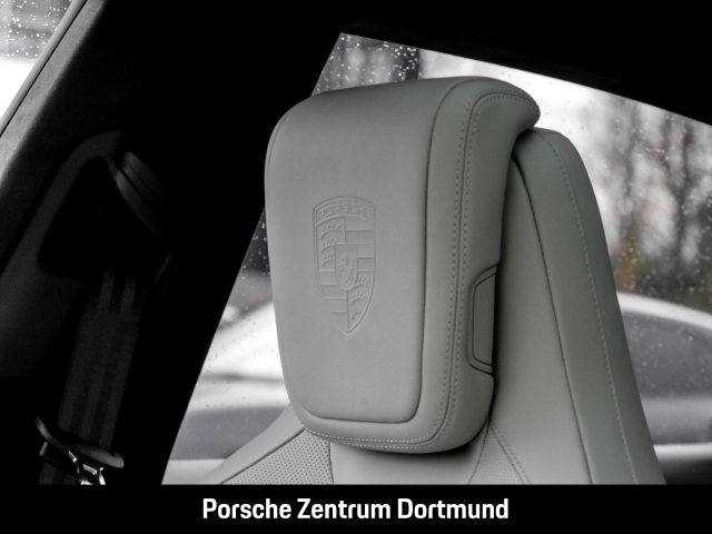 Porsche Macan Turbo Surround-View InnoDrive LED-Matrix